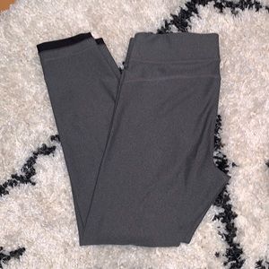 Grey under Armour leggings